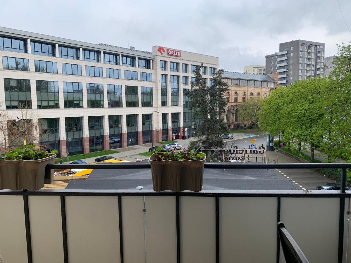 Perfect Location Two Bedrooms With Balkony Warsaw Ngoại thất bức ảnh