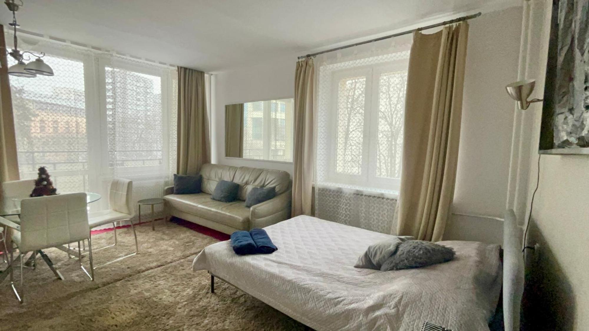 Perfect Location Two Bedrooms With Balkony Warsaw Ngoại thất bức ảnh